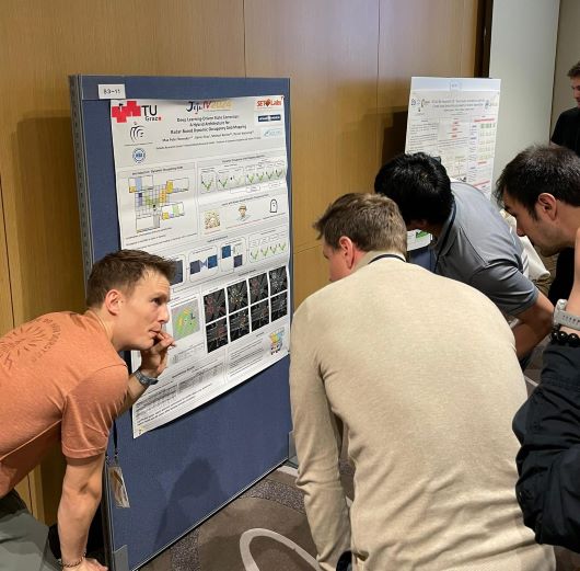 Max Ronecker presents his poster on Dynamic Occupancy Grid Mapping.